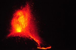 Beberapa media cetak dan elektronik menuliskan peringatan semoga masyarakat di Kalianda Gunung Anak Krakatau Meletus (2/09/2012)