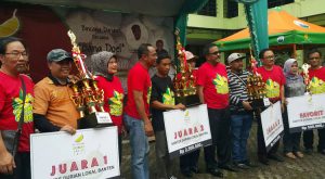 dan Si Kapal menjadi terbaik pada kontes durian Festival Durian Banten Semarak Festival Durian Banten 2016