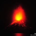 Gunung Anak Krakatau Meletus (2/09/2012)