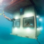 Bulan Madu Di Hotel Bawah Laut