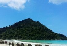 Aje Gile Pantai Selong Belanak Lombok pantai selong belanak