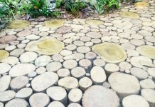 Batang Kayu Pengganti Paving Block potongan kayu